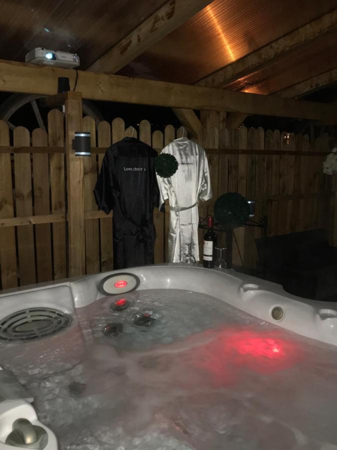 Le Love Chalet Des Alpes Guillestre Extérieur photo